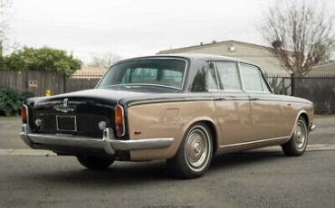 Rolls-Royce-Silver-Shadow-Berline-1969-7