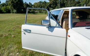 Rolls-Royce-Silver-SpiritSpurDawn-1985-30