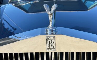 Rolls-Royce-Wraith-Berline-1980-22