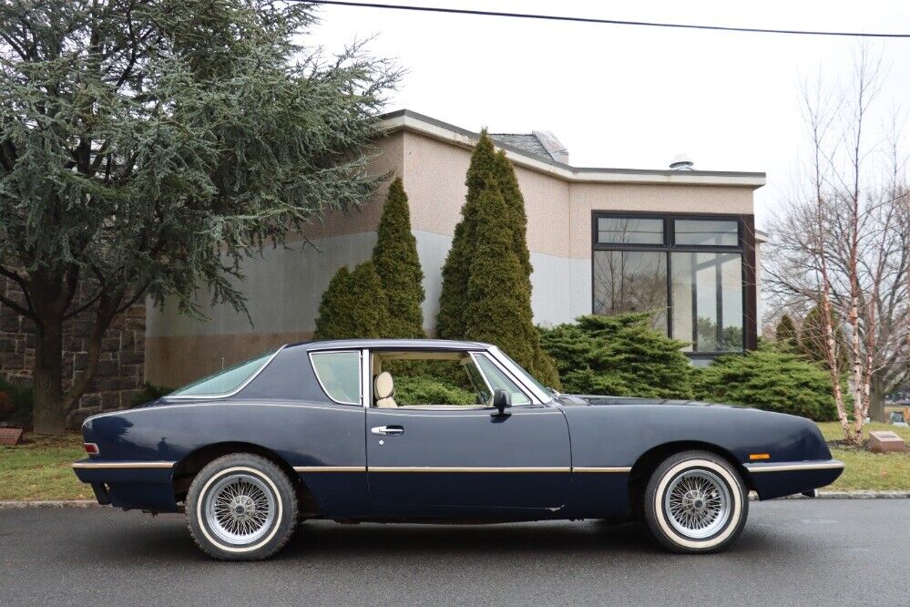 Studebaker-Avanti-II-1985-2