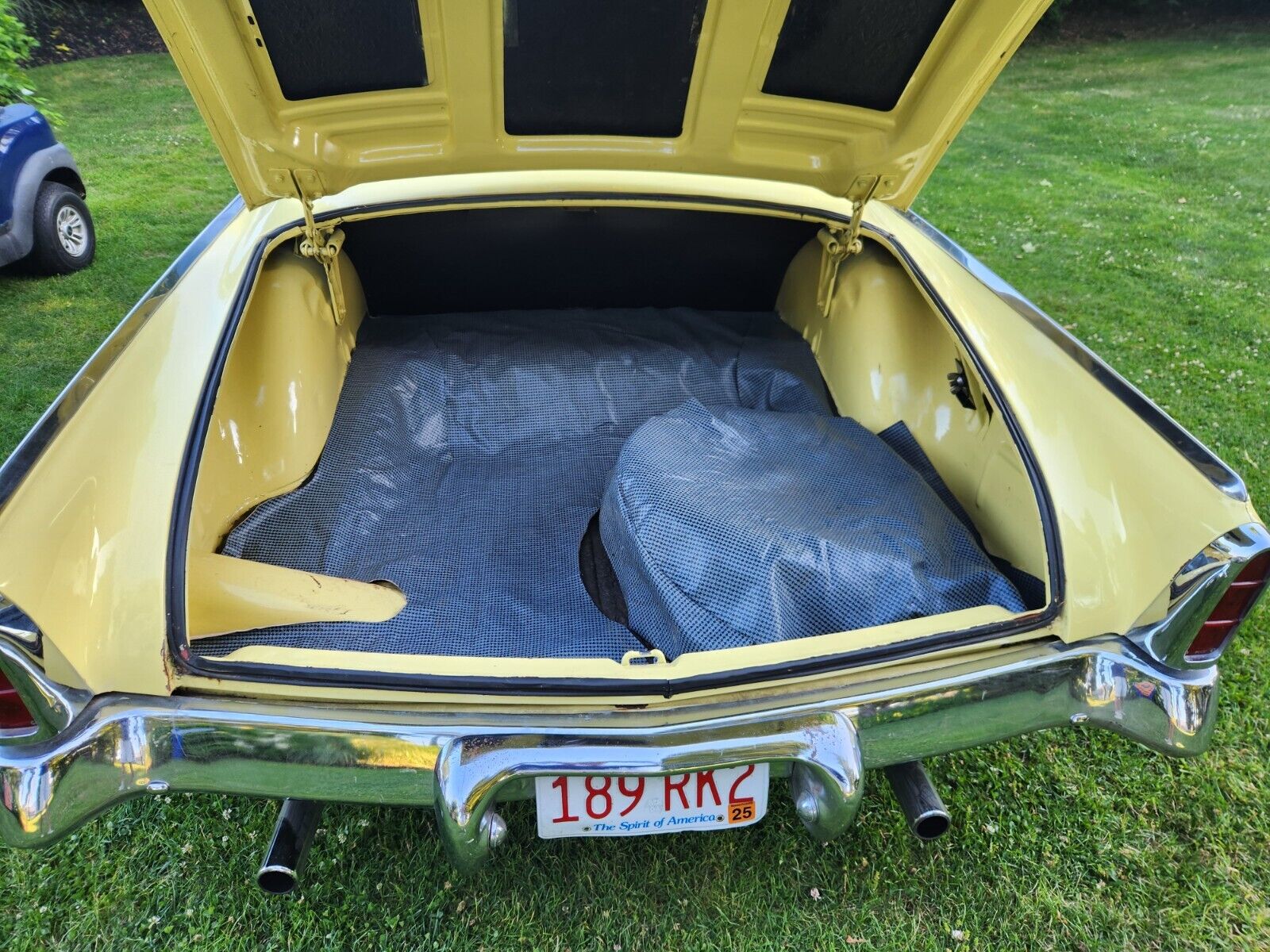 Studebaker-Commander-Coupe-1953-7