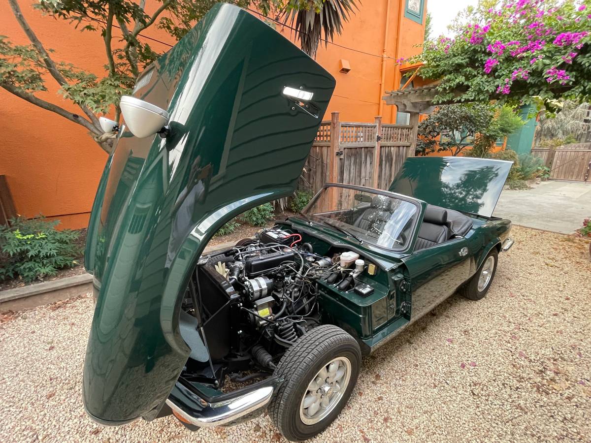 Triumph-Spitfire-1500-1976-8