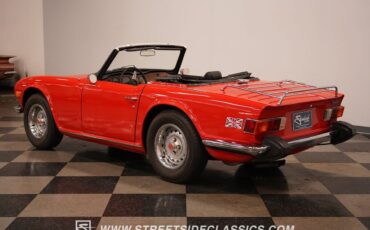 Triumph-TR-6-1974-11