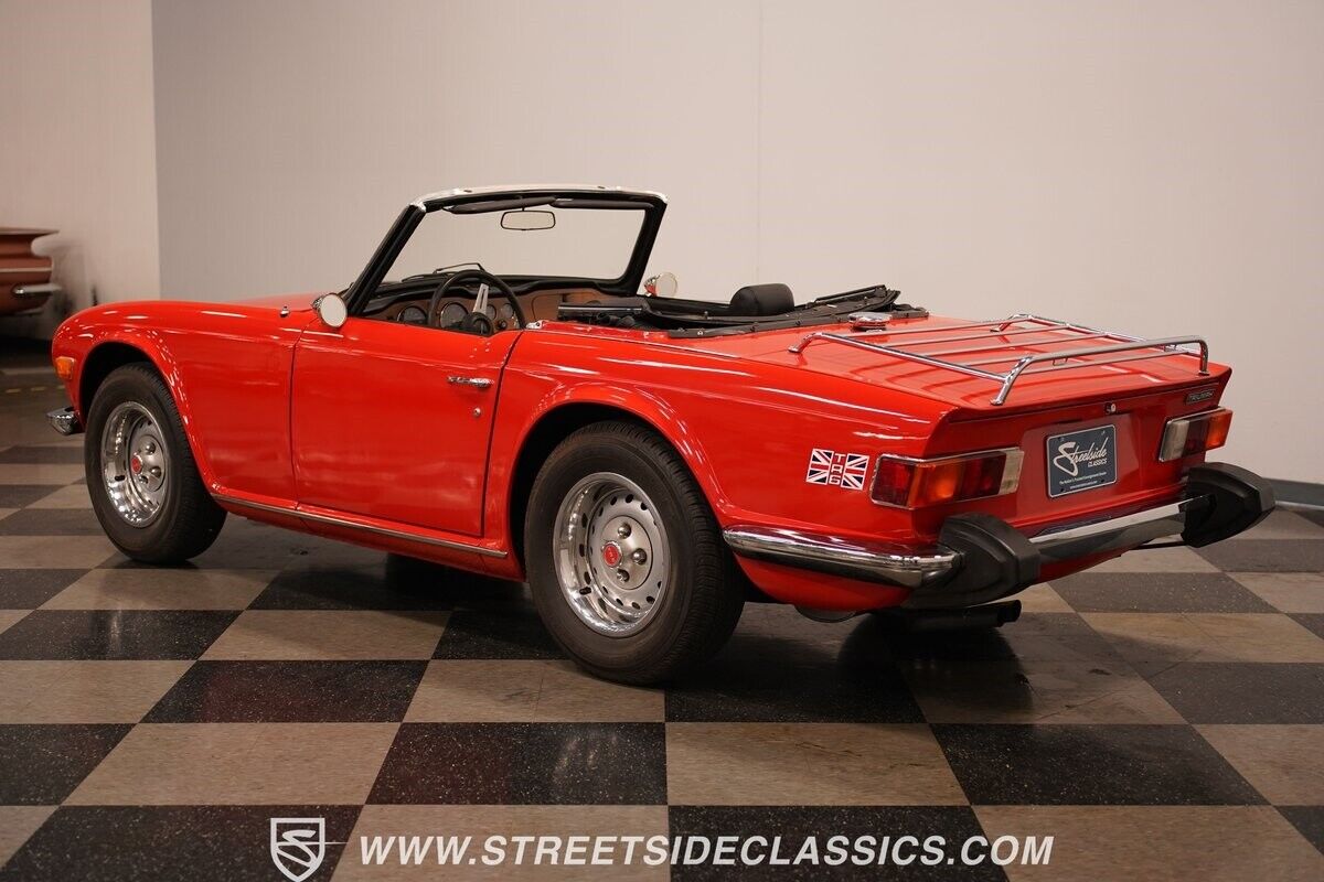 Triumph-TR-6-1974-11