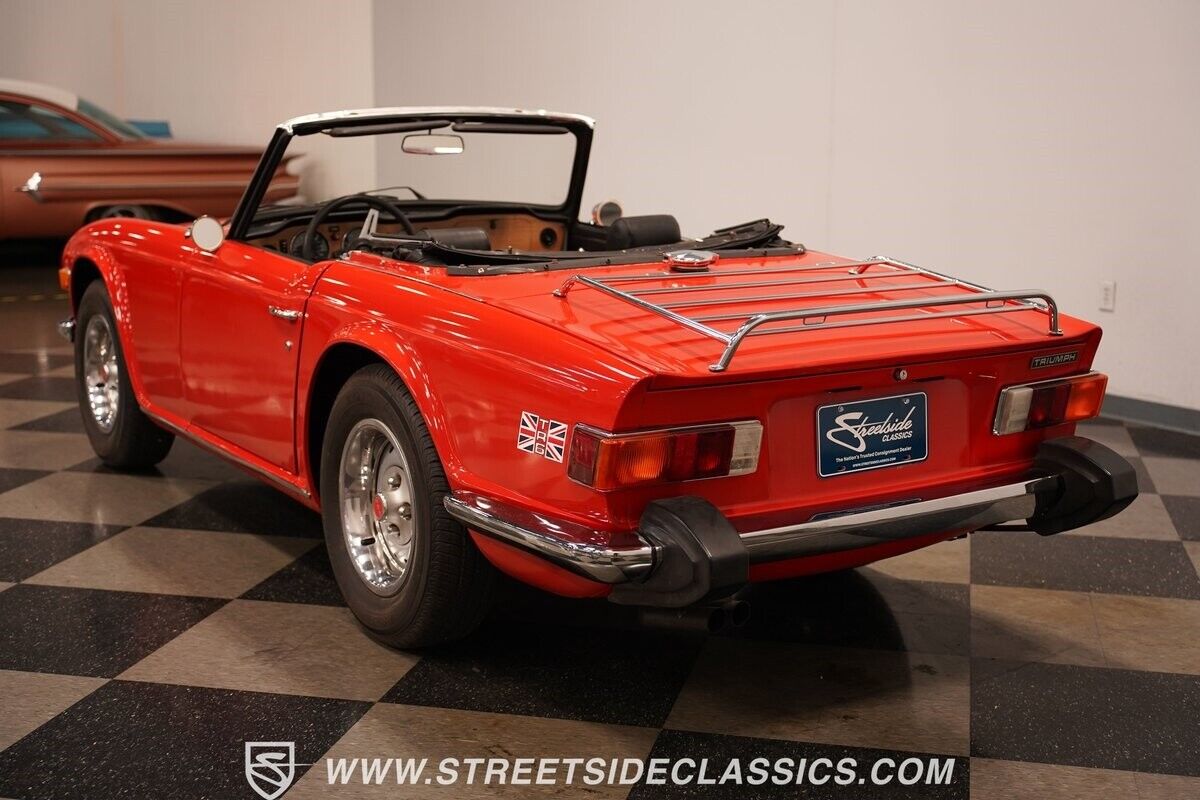 Triumph-TR-6-1974-12