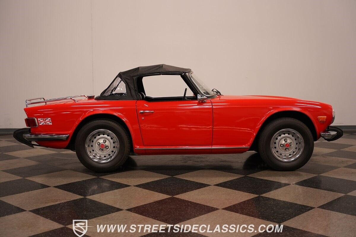 Triumph-TR-6-1974-16