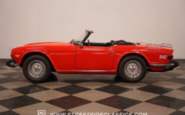 Triumph-TR-6-1974-2