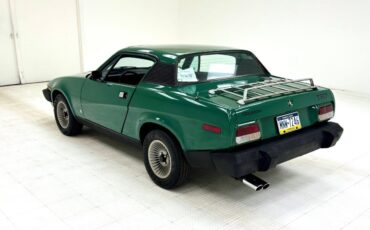 Triumph-TR7-Coupe-1976-2