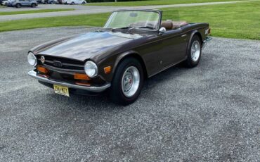 Triumph-Tr6-1973-1