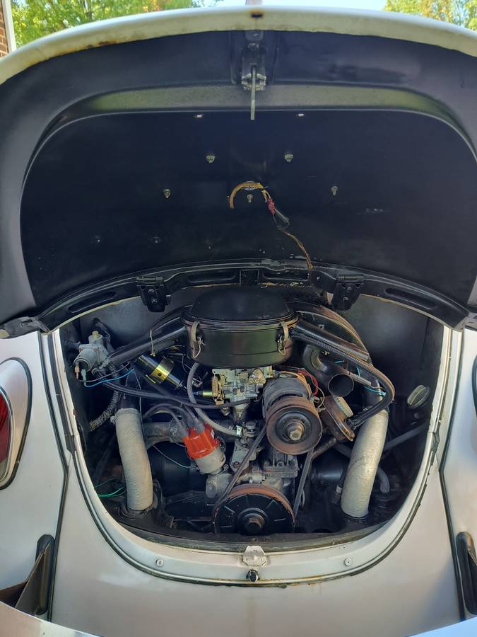 Volkswagen-Beetle-1969-4