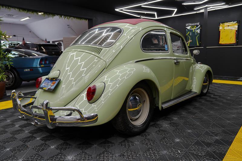 Volkswagen-Beetle-Classic-1967-3