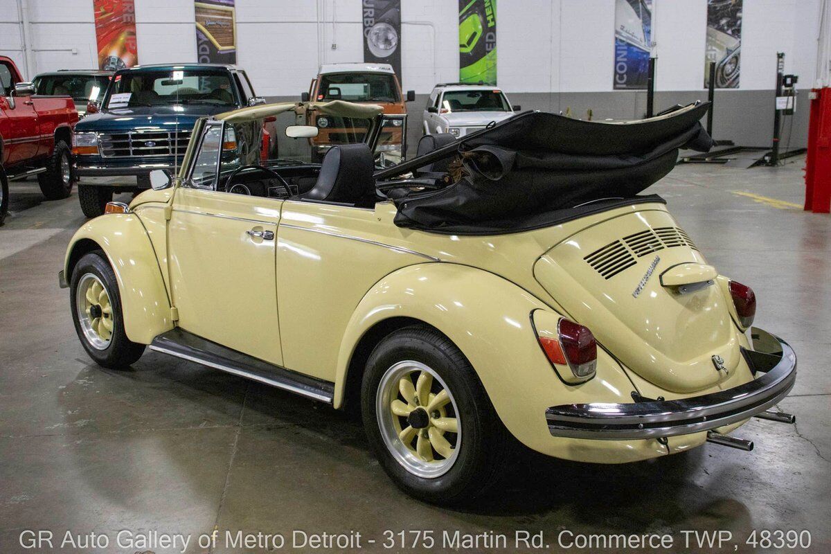 Volkswagen-Beetle-Classic-1970-3