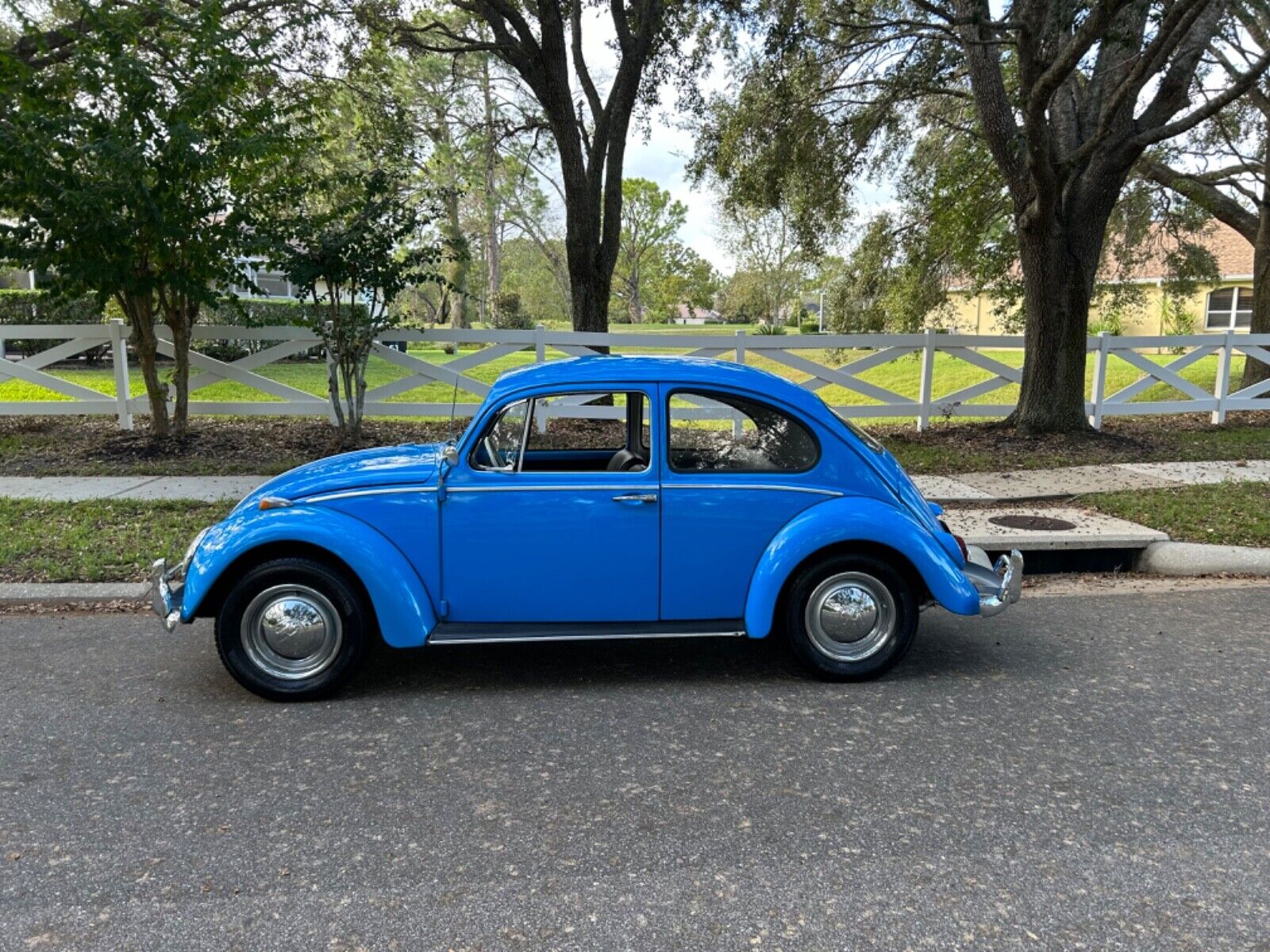 Volkswagen-Beetle-Classic-Coupe-1965-39