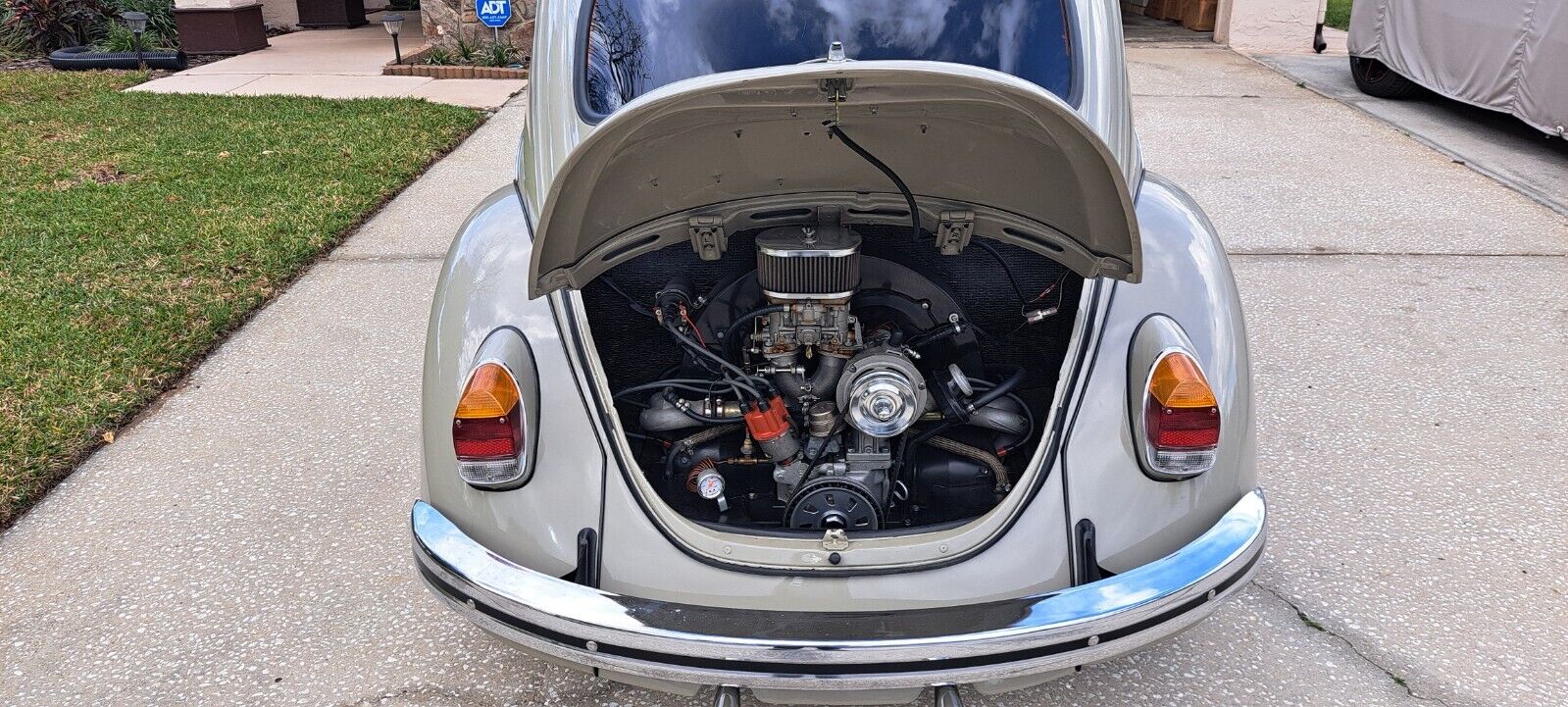 Volkswagen-Beetle-Classic-Coupe-1969-3