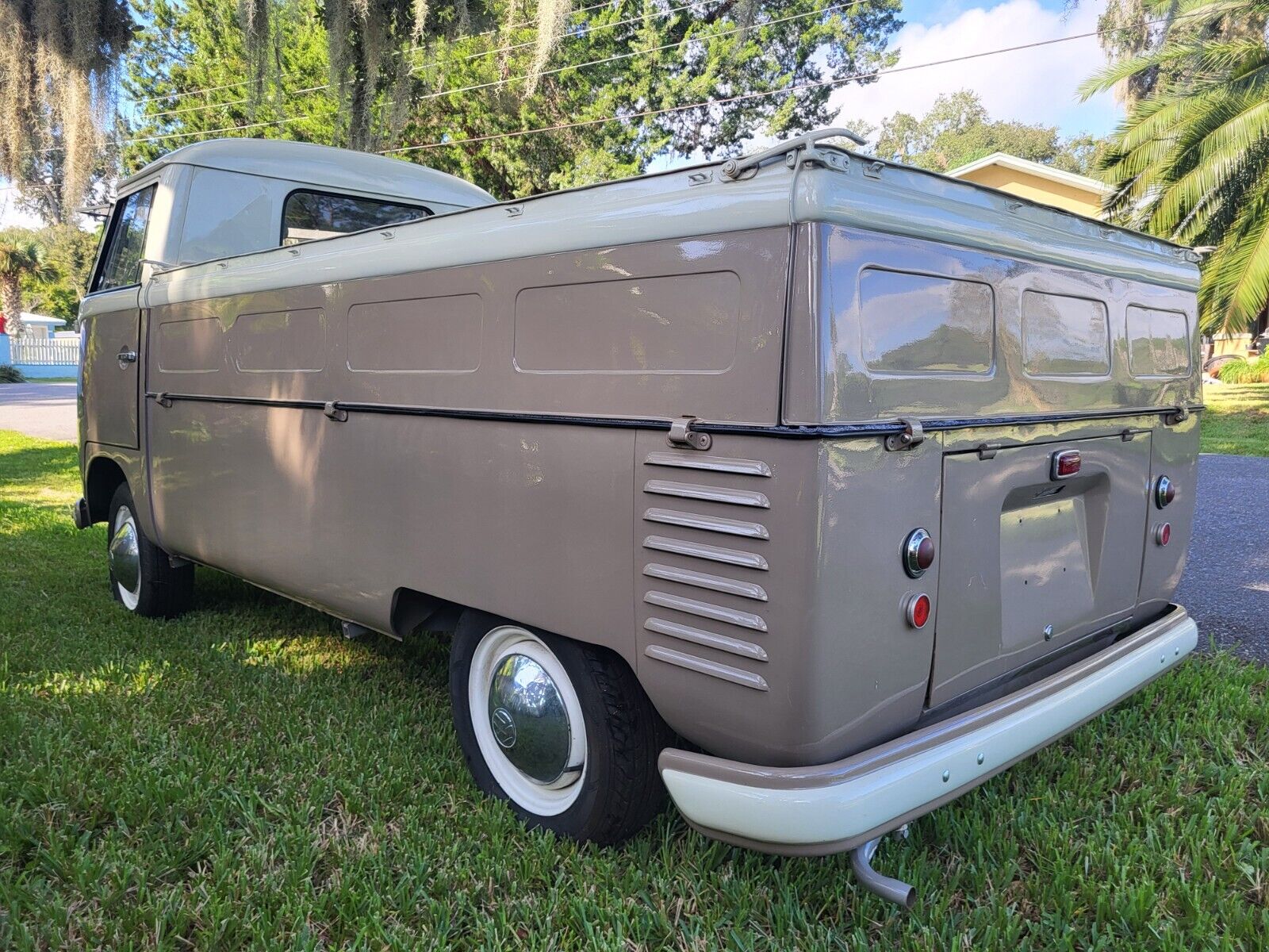 Volkswagen-BusVanagon-1957-4