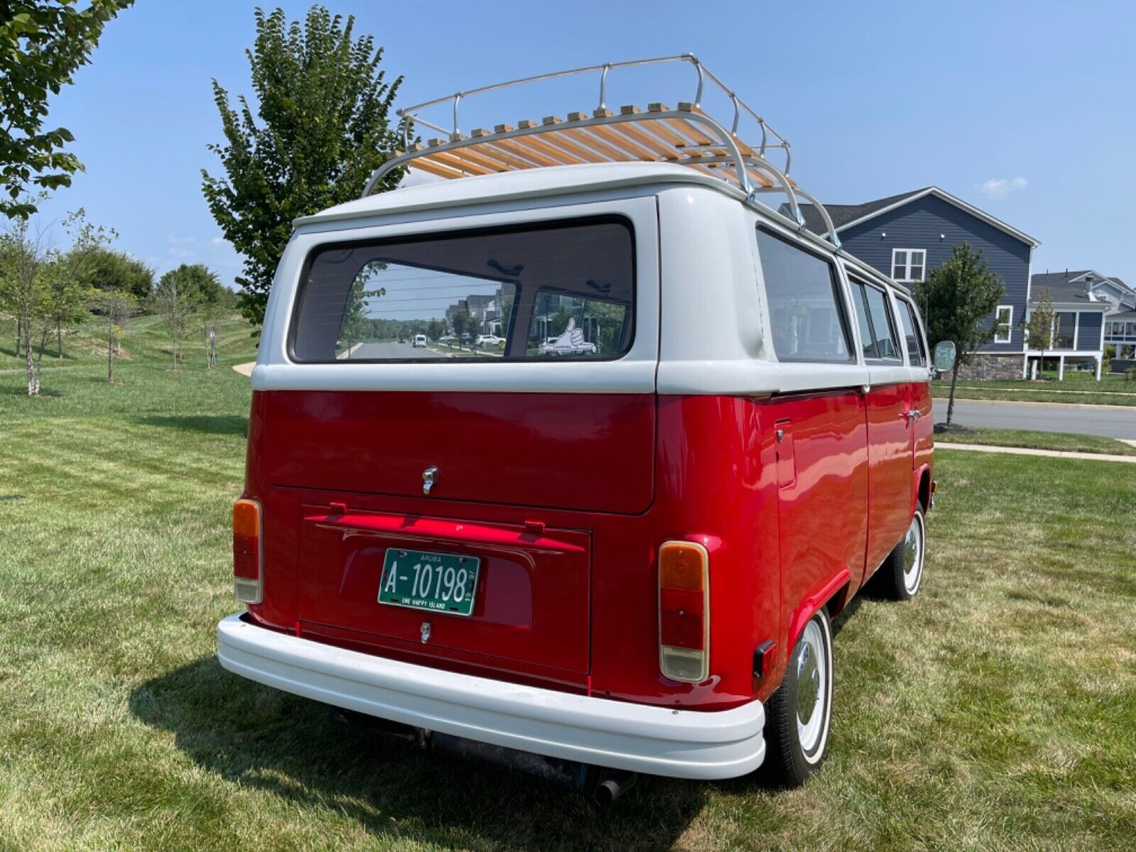 Volkswagen-BusVanagon-1973-10