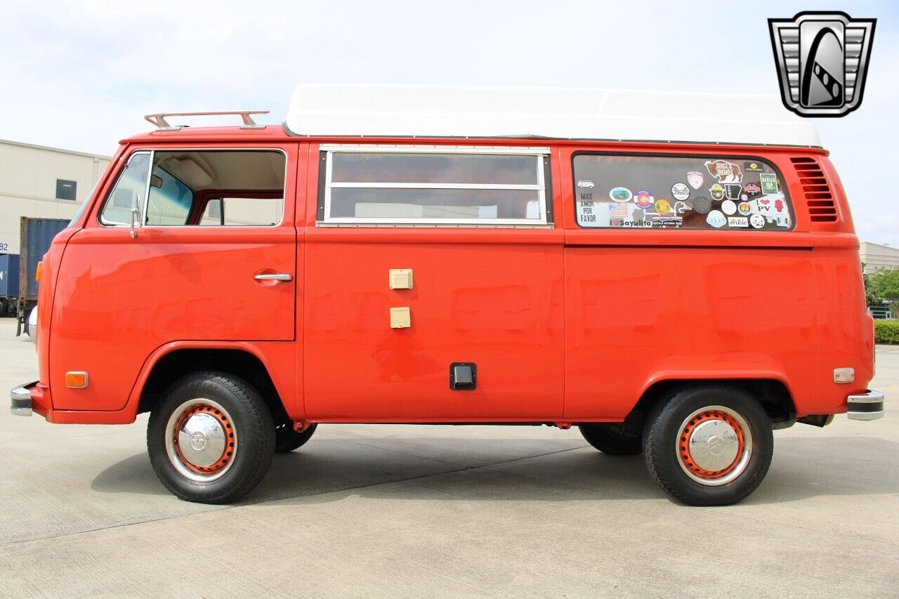 Volkswagen-BusVanagon-1974-31