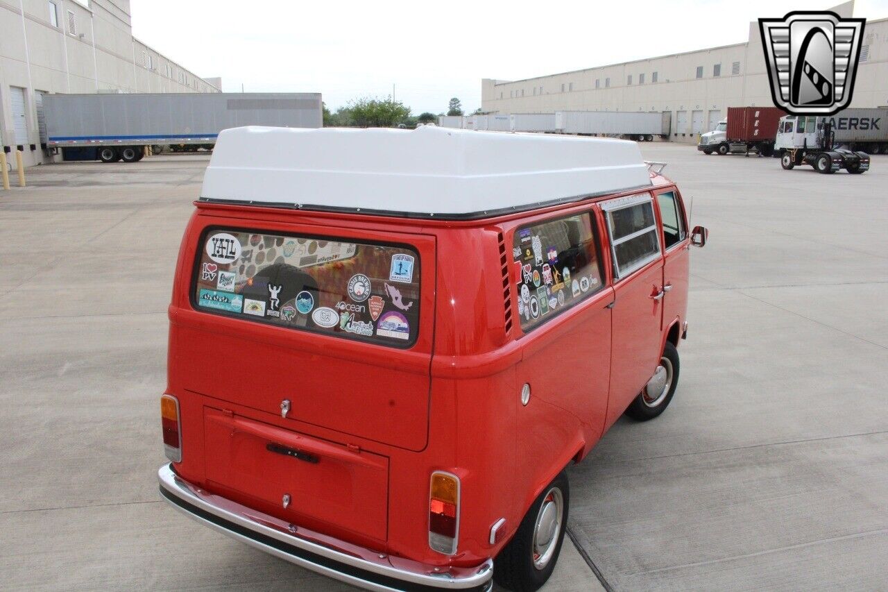 Volkswagen-BusVanagon-1974-36