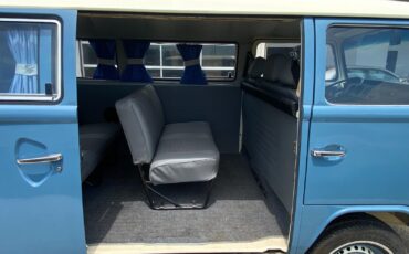 Volkswagen-BusVanagon-1977-14