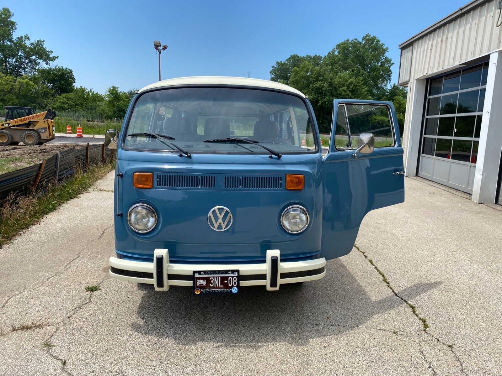 Volkswagen-BusVanagon-1977-20