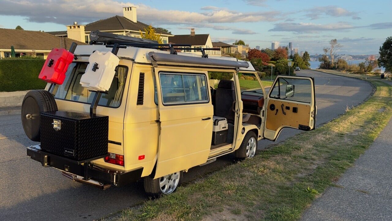 Volkswagen-BusVanagon-1981-1