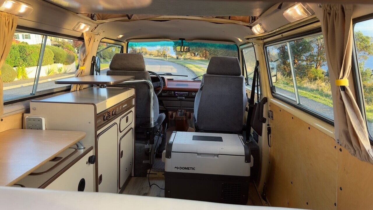 Volkswagen-BusVanagon-1981-6