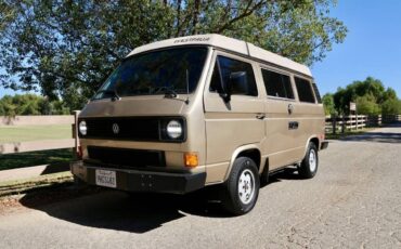 Volkswagen-BusVanagon-Van-1985-10