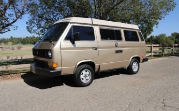 Volkswagen-BusVanagon-Van-1985-9