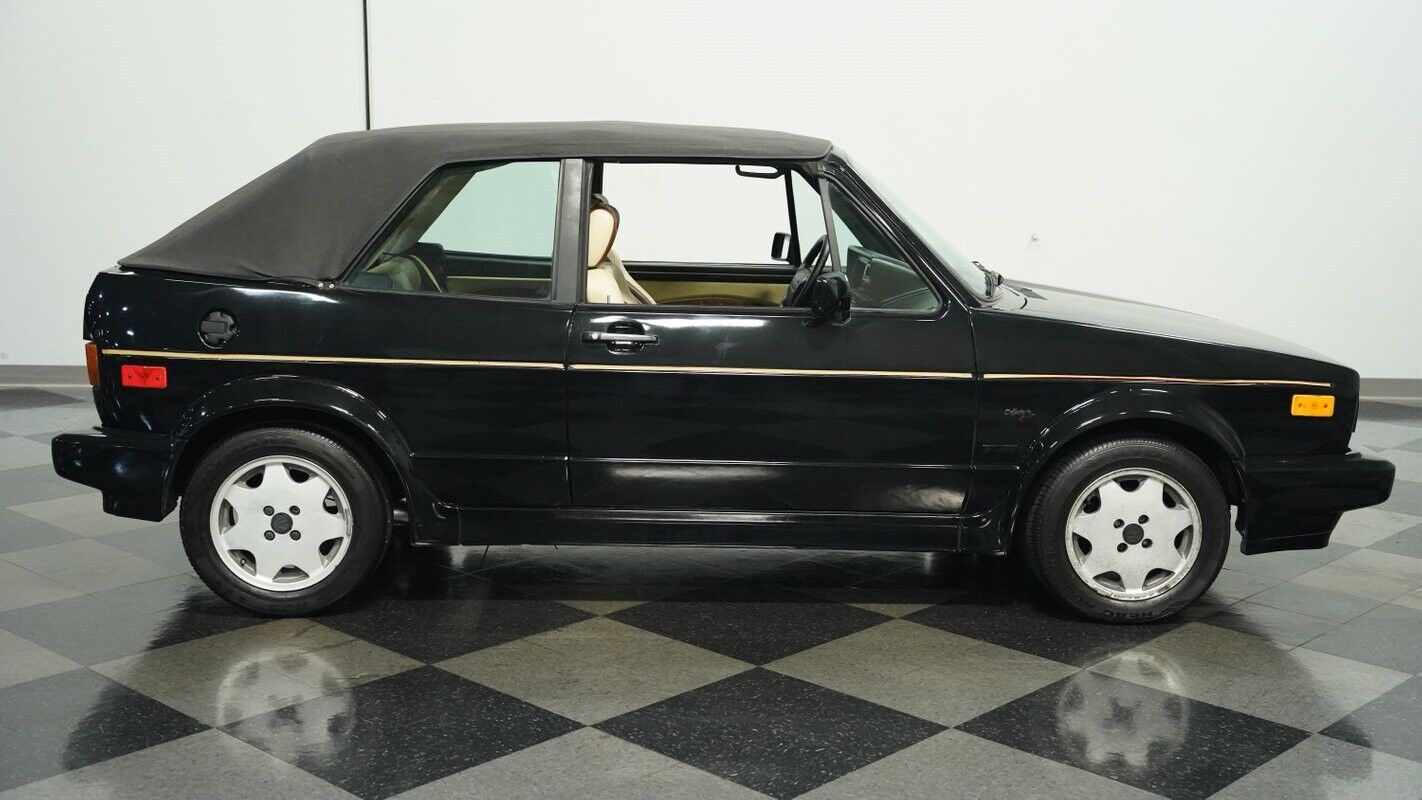 Volkswagen-Cabriolet-Cabriolet-1993-11