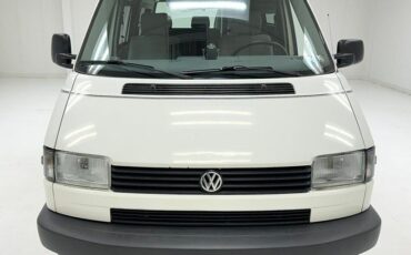 Volkswagen-EuroVan-Van-1995-10