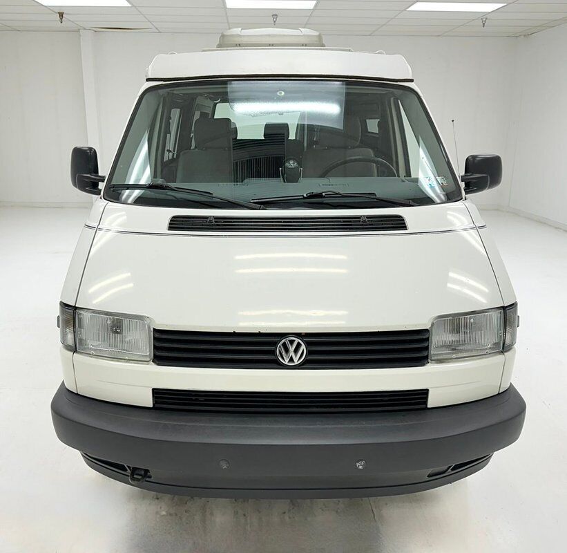 Volkswagen-EuroVan-Van-1995-10