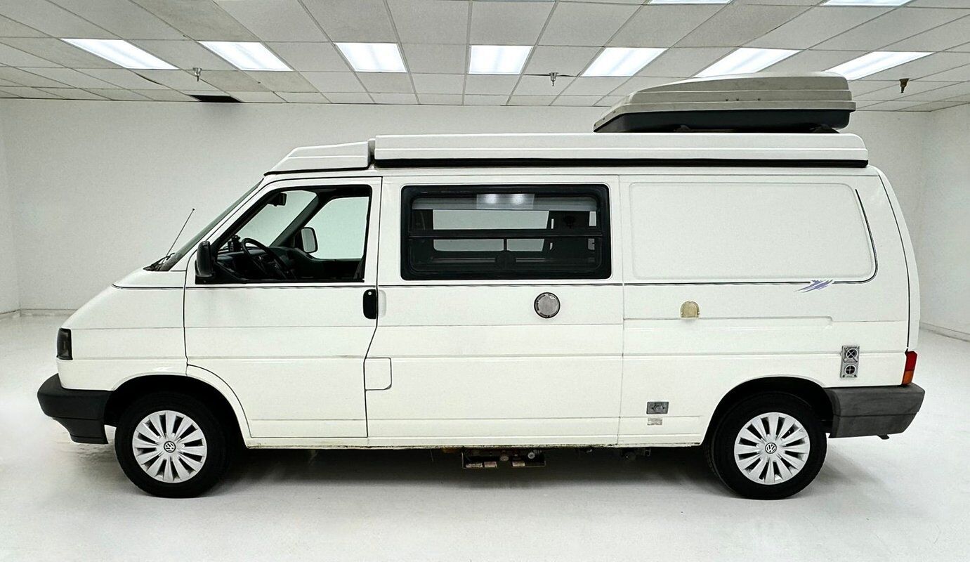 Volkswagen-EuroVan-Van-1995-2