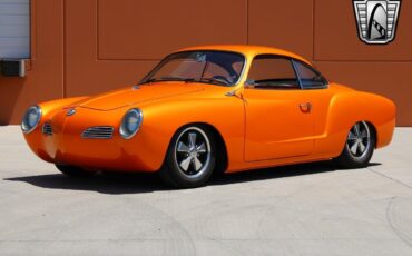 Volkswagen-Karmann-Ghia-1973-3