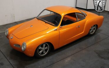 Volkswagen-Karmann-Ghia-1973-8