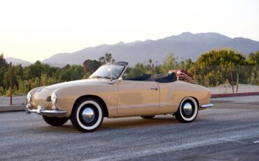 Volkswagen-Karmann-Ghia-Cabriolet-1959-10