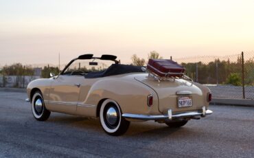 Volkswagen-Karmann-Ghia-Cabriolet-1959-11