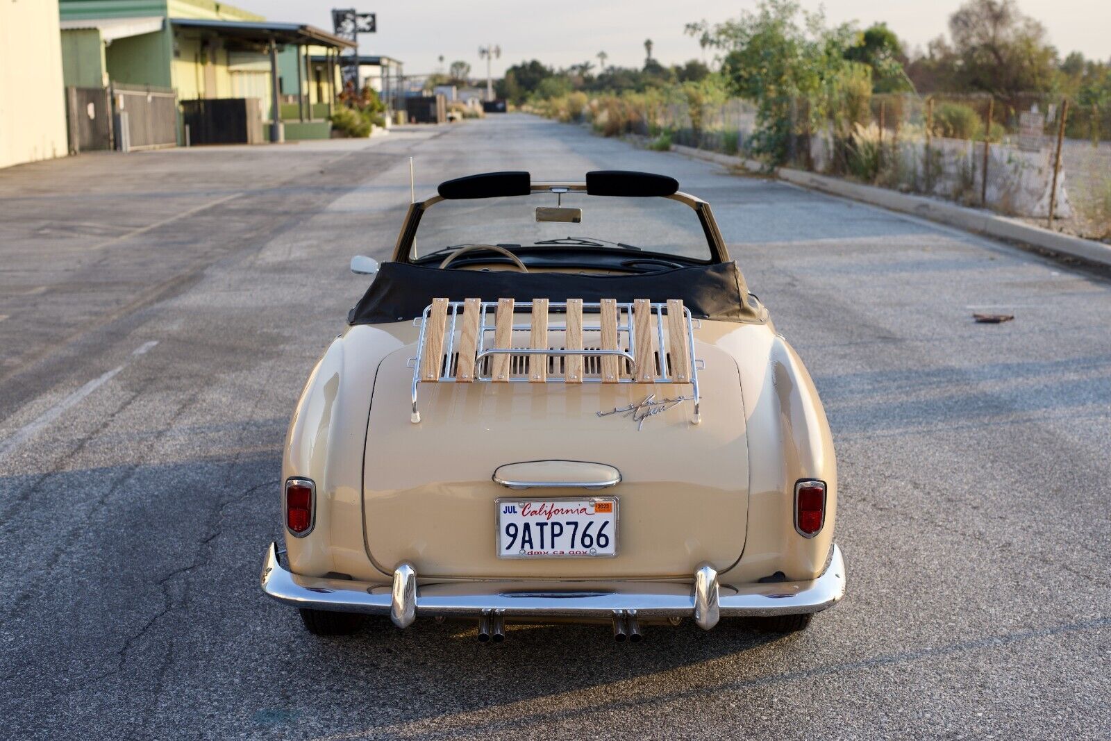 Volkswagen-Karmann-Ghia-Cabriolet-1959-17