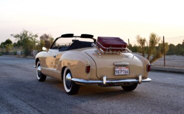 Volkswagen-Karmann-Ghia-Cabriolet-1959-18