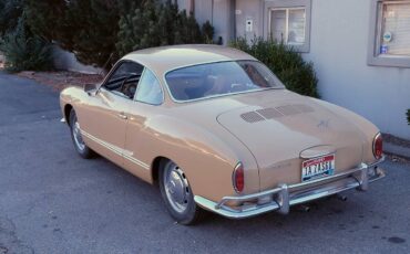 Volkswagen-Karmann-ghia-1968-1