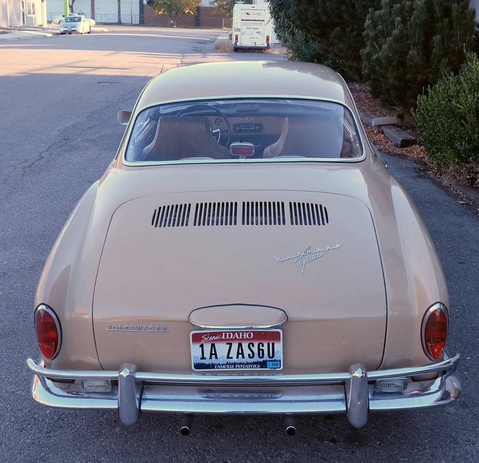 Volkswagen-Karmann-ghia-1968-3