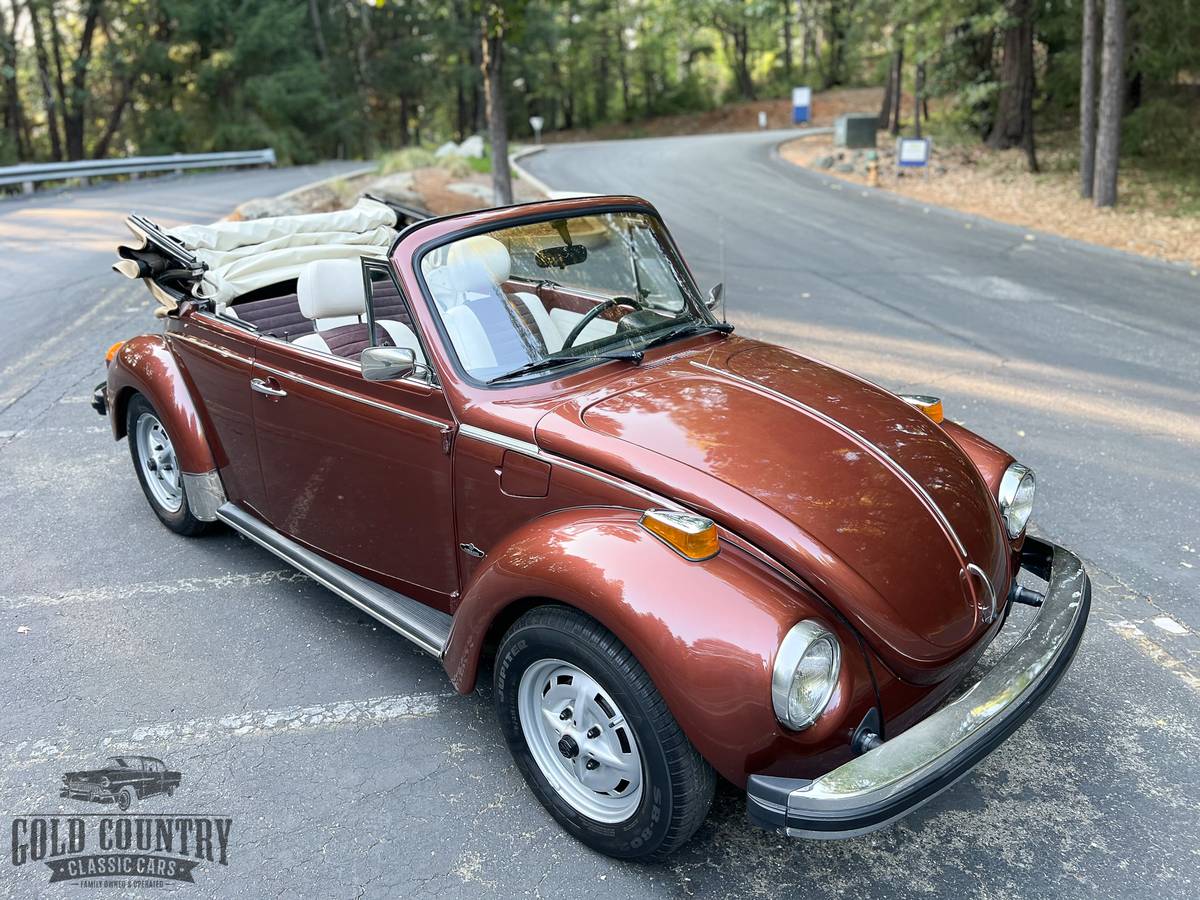 Volkswagen-Super-beetle-convertible-1978-13