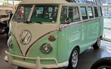 Volkswagen-Type-ii-bus-samba-rec-1968