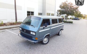 Volkswagen-Vanagon-Bus-1986-10