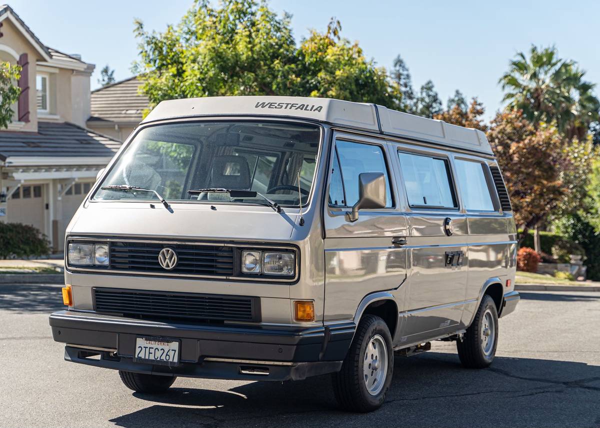 Volkswagen-Vanagon-westfalia-1990-18