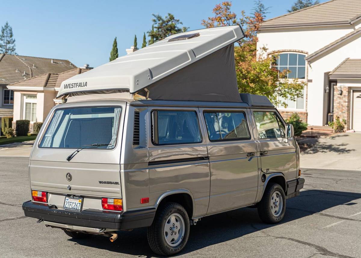 Volkswagen-Vanagon-westfalia-1990-4