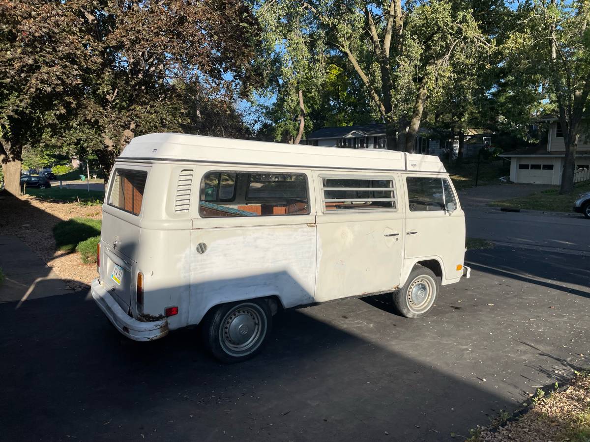 Volkswagen-Vw-busvan-westfalia-1974-3