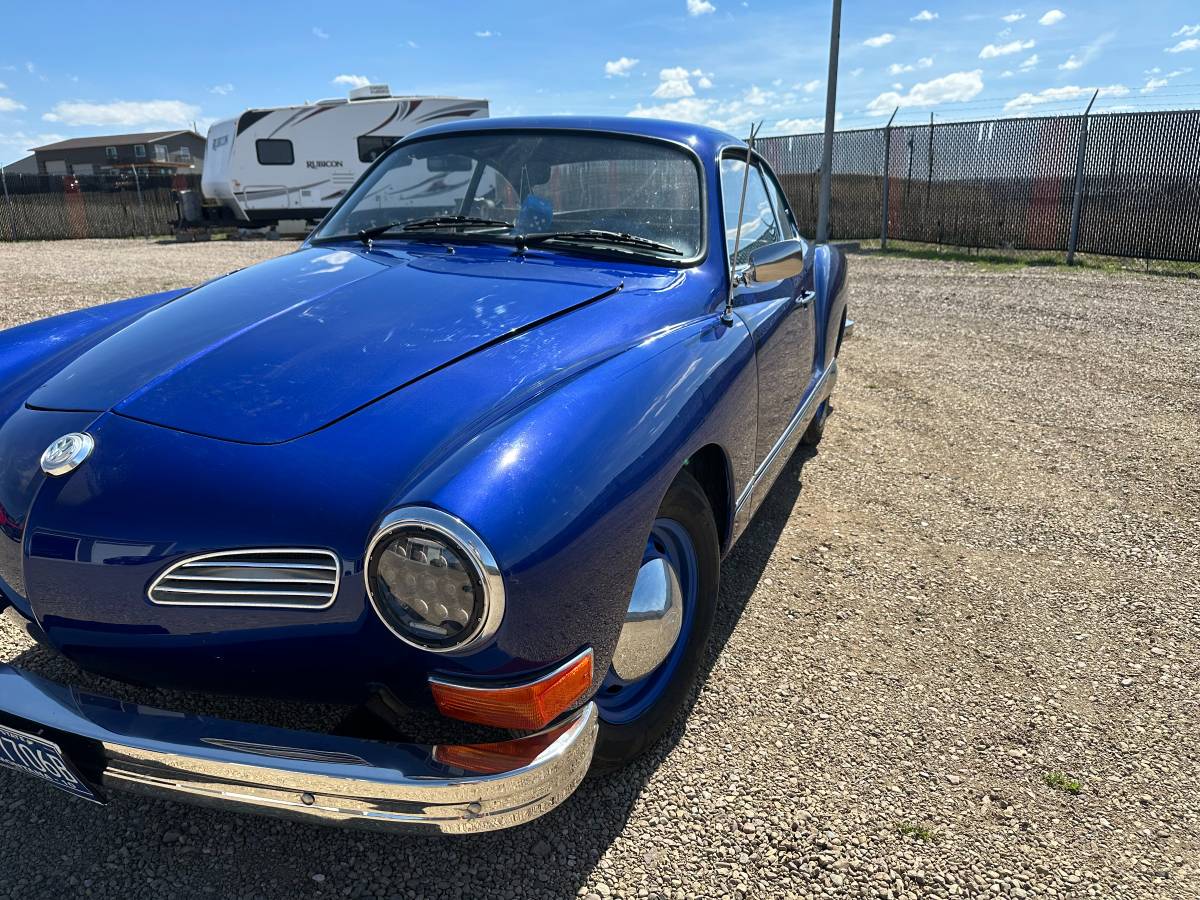 Volkswagen-Vw-karmann-ghia-1974-3