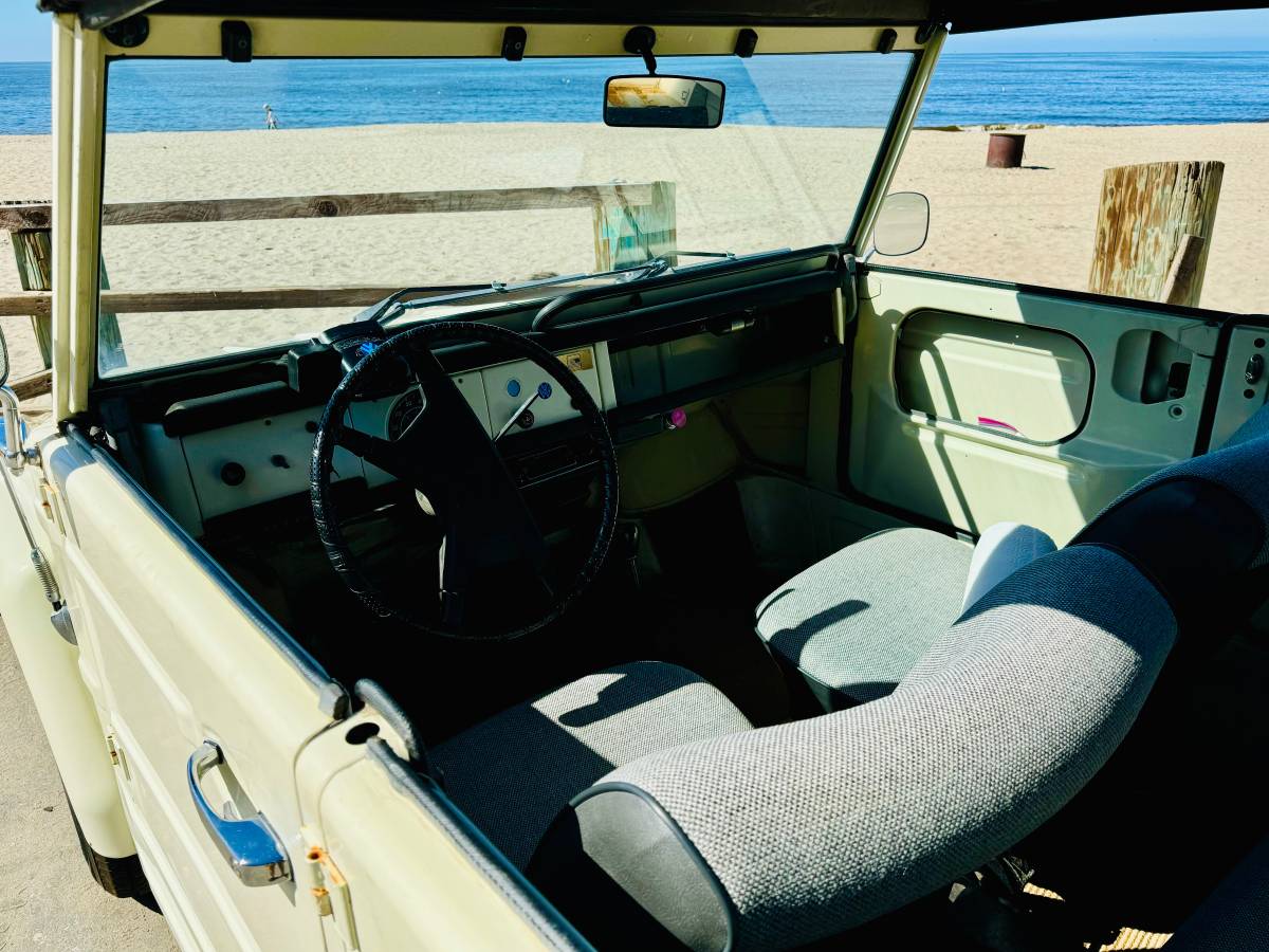 Volkswagen-Vw-thing-1974-3