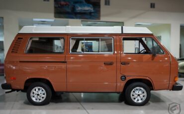 Volkswagen-Westfalia-Camper-1980-1