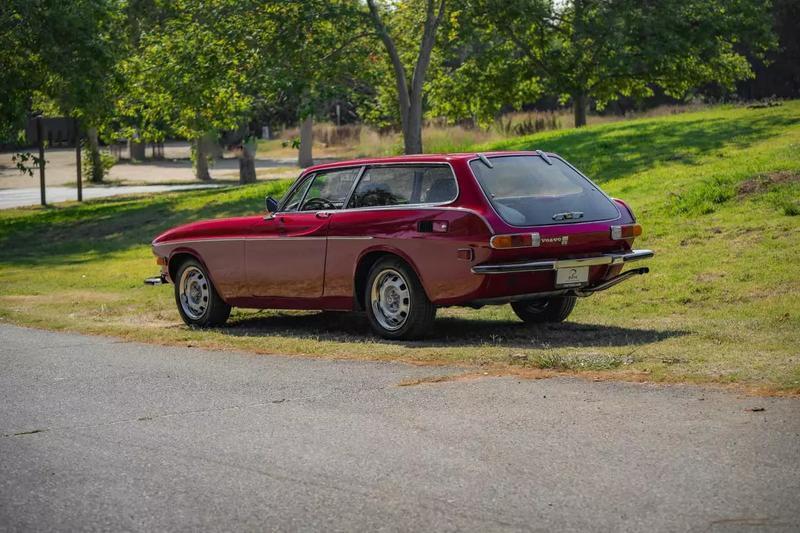 Volvo-1800ES-1973-9